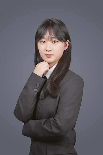 刘思佳老师照片